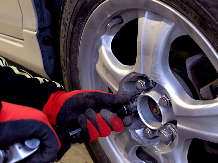 軽整備・部品販売